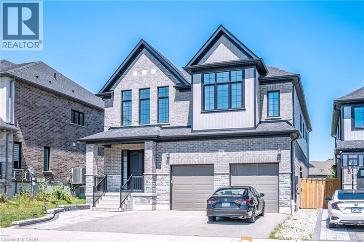 Property Photo: 30 Falconridge Drive Upper ON N2K 0G1