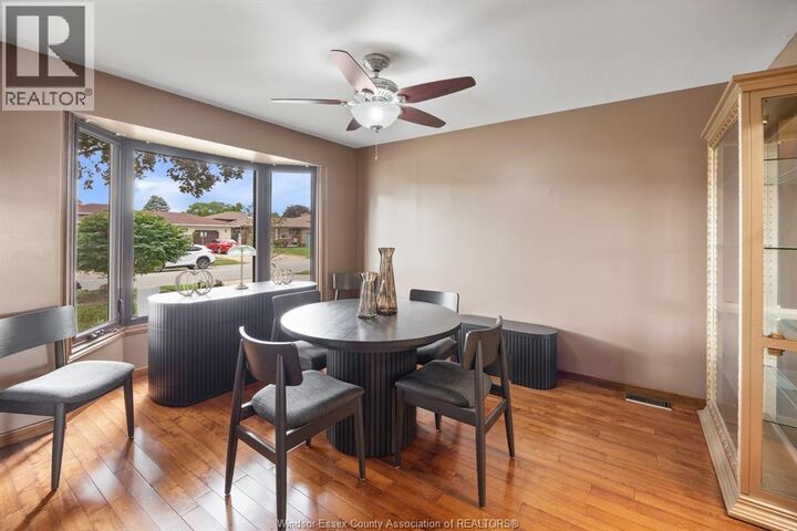 Property Photo:  1316 Carriage Lane  ON N9H 1Z9 