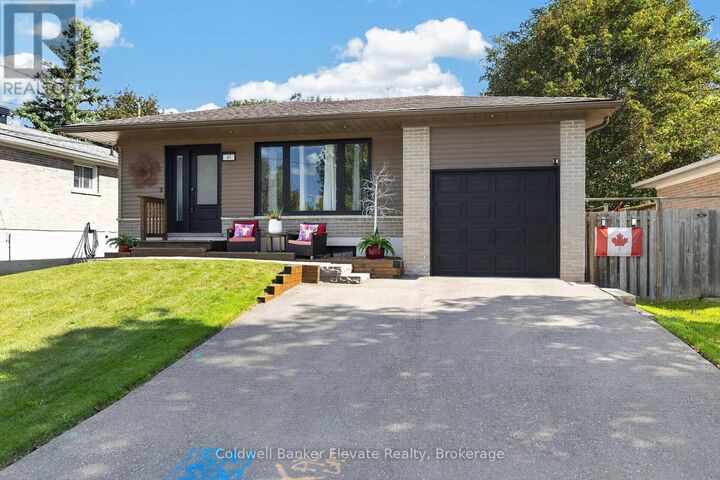 Property Photo:  45 Faludon Drive  ON L7G 1H8 