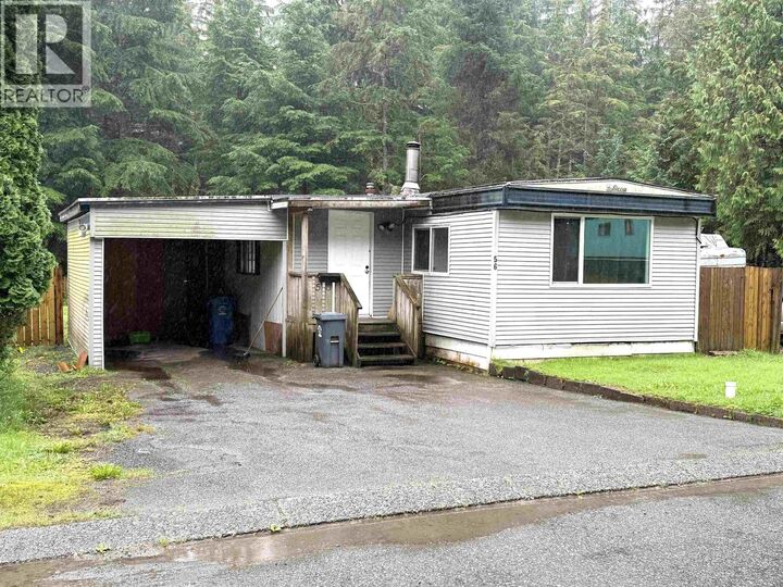 Property Photo:  56 Hays Vale Drive  BC V8J 3Z1 