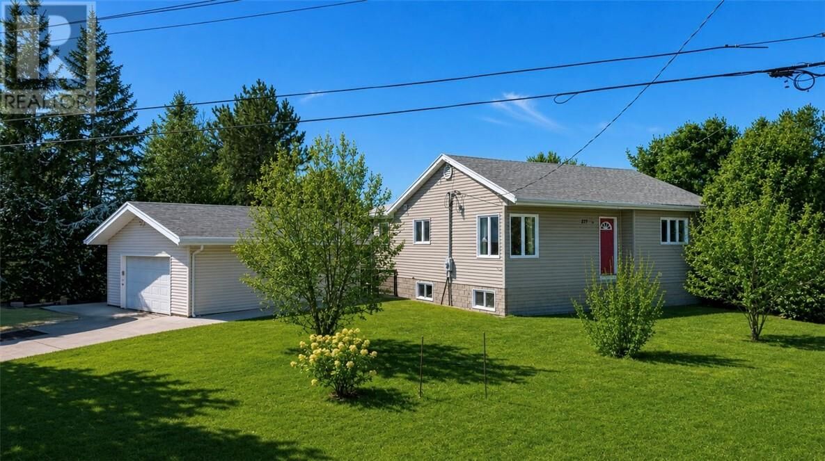 Property Photo:  277 Notre Dame Street W  ON P0M 1B0 