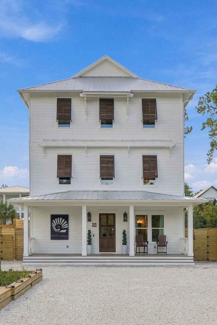 Property Photo:  86 S Lake Drive  FL 32459 