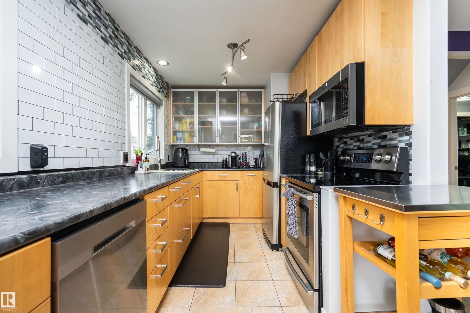 Property Photo:  6111 119 Avenue NW  AB T5W 1J7 