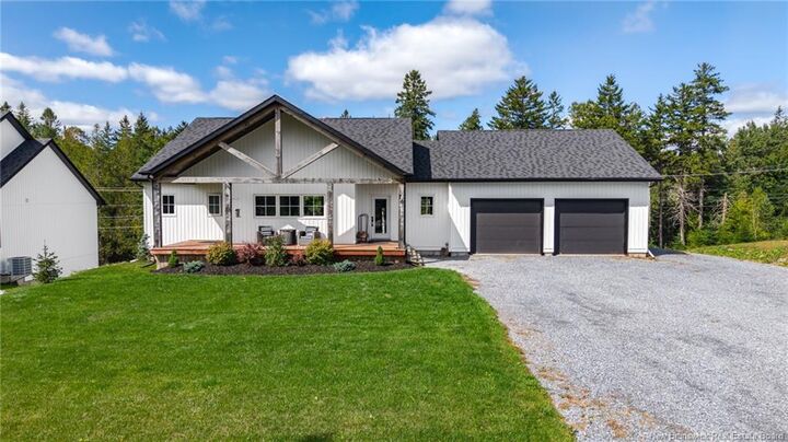 Property Photo:  70 Longwood Drive  NB E2E 0C2 