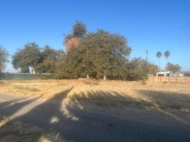 Property Photo:  147 N Street  CA 93622 