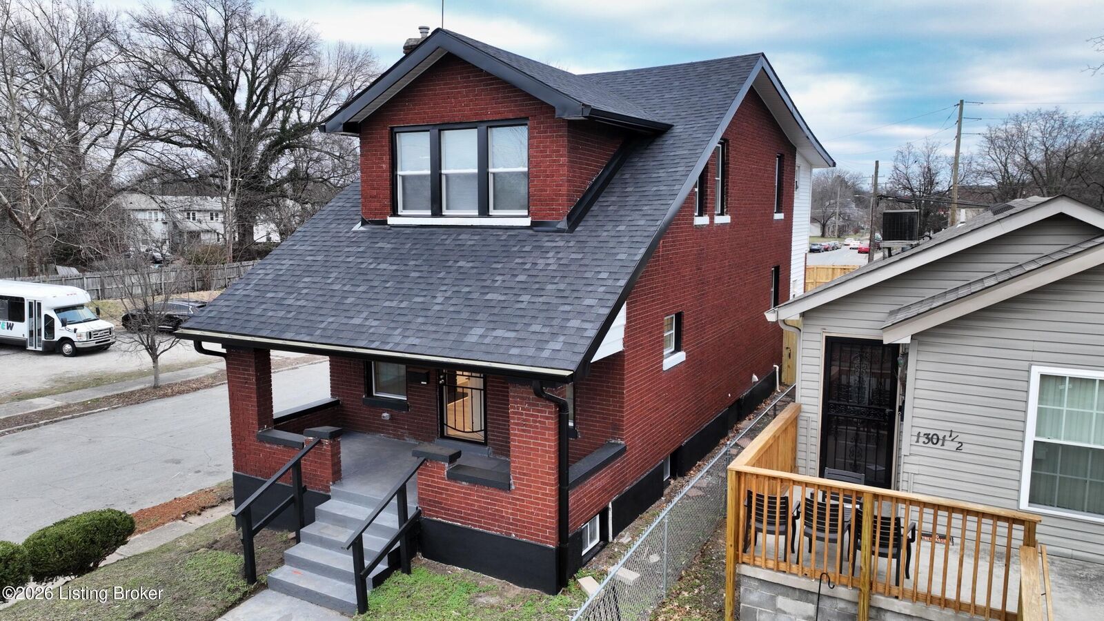 Property Photo: 1301 S 26th St KY 40210