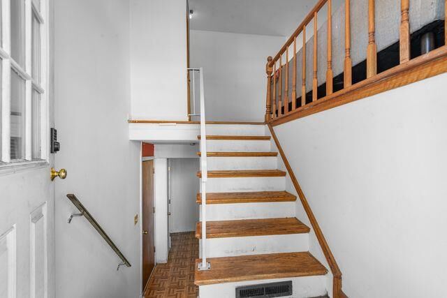 Property Photo:  9930 England Drive  KS 66204 
