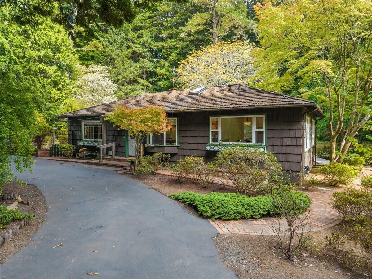Property Photo:  5170 Woodland Way  CA 95503 