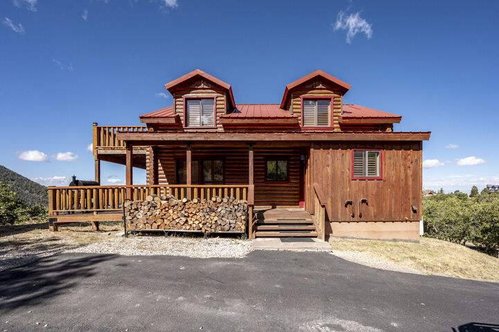 Property Photo: 1130 E High Cedar Highlands Dr UT 84720