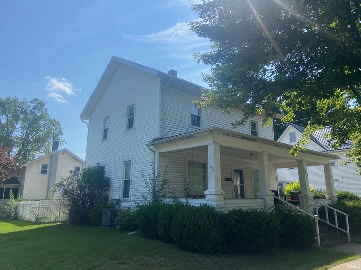 Property Photo:  113 E 3rd Street  IN 46706-1843 