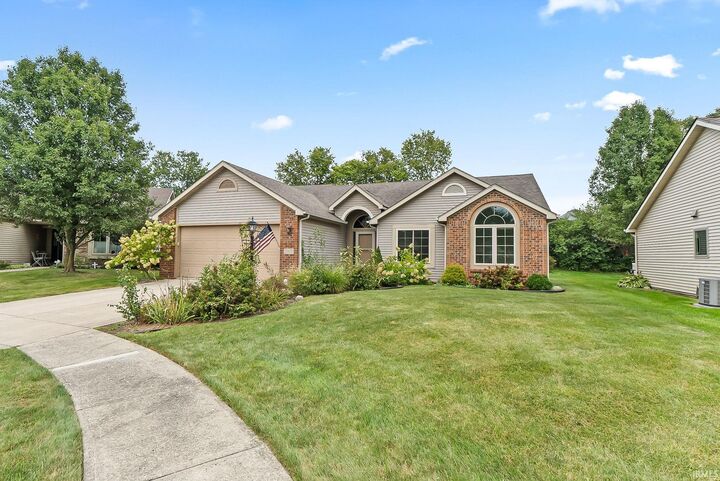 Property Photo:  5817 Twynestel Circle  IN 46814 