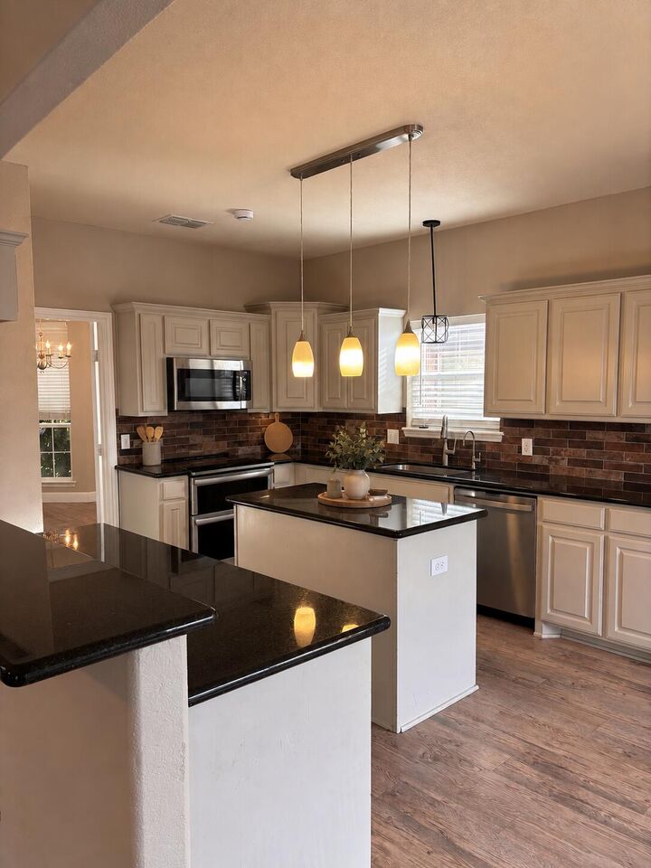 Property Photo:  5907 102nd Street  TX 79424 