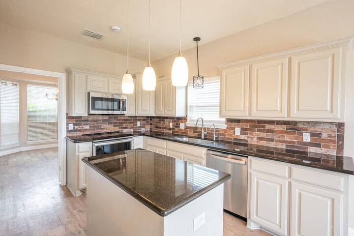 Property Photo: 5907 102nd Street TX 79424