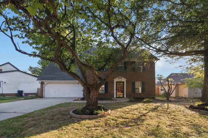 Property Photo: 1708 Houndstooth Glen KY 40515