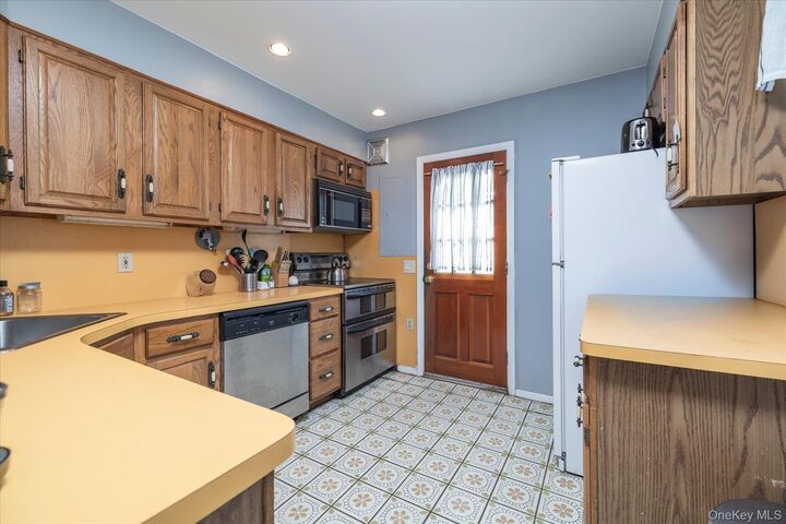 Property Photo: 26 Pebble Lane NY 11756