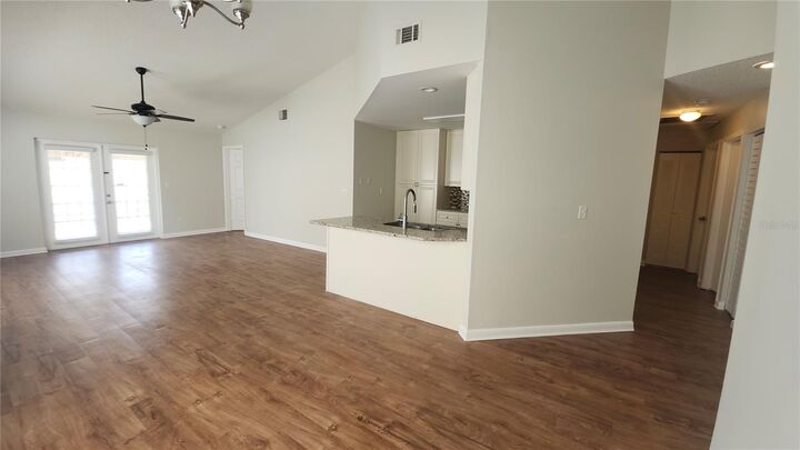 Property Photo: 1306 Coolridge Drive FL 33511