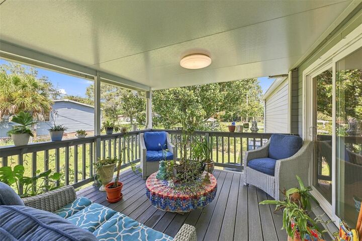 Property Photo:  9811 Dale Street  FL 34669 