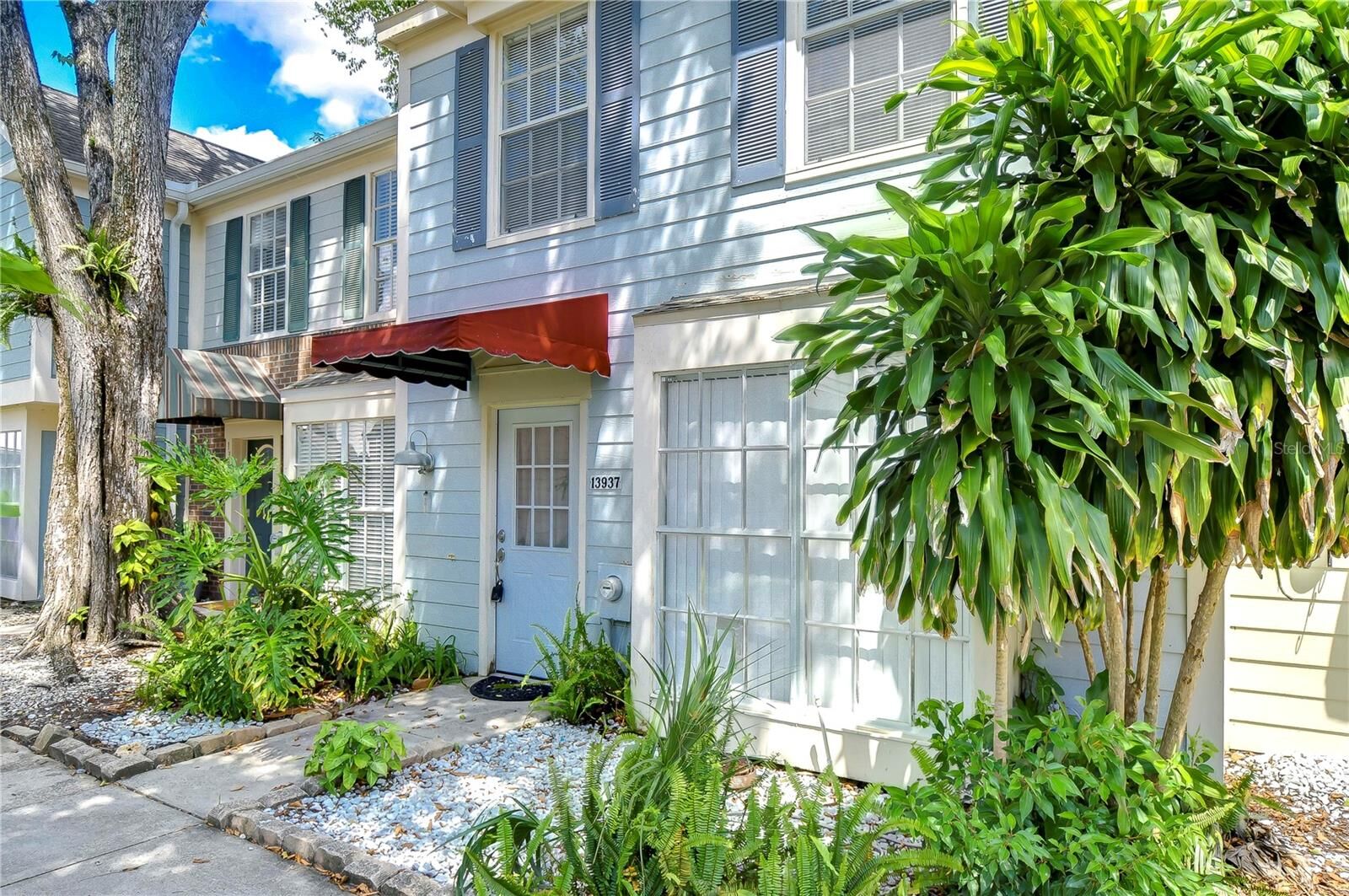 Property Photo:  13937 Fletchers Mill Drive  FL 33613 