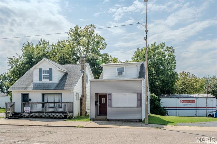 Property Photo: 1610 W Main Street IL 62220