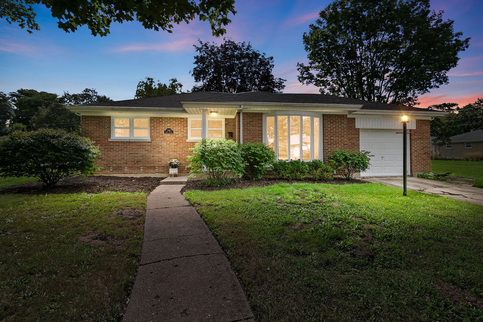 Property Photo: 340 James Avenue IL 60060