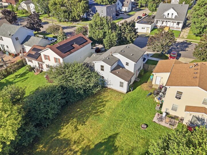 Property Photo:  657 S McAlister Avenue  IL 60085 
