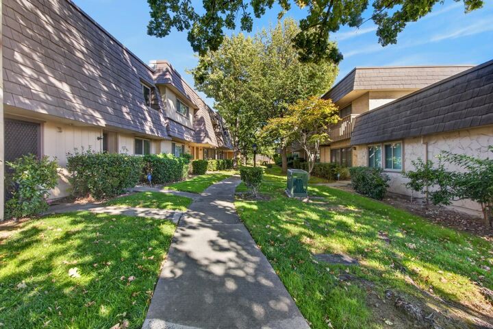 Property Photo: 6152 Via Casitas CA 95608