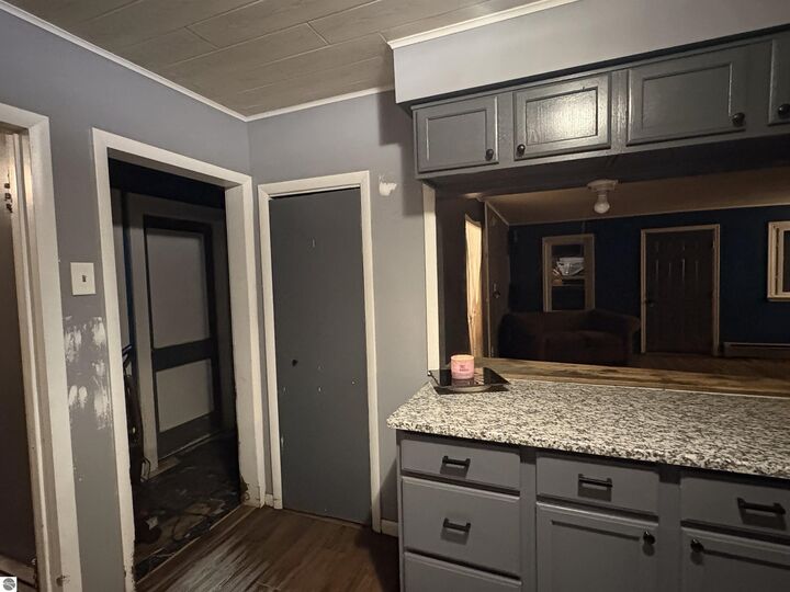 Property Photo:  1430 3rd Avenue  MI 48843 