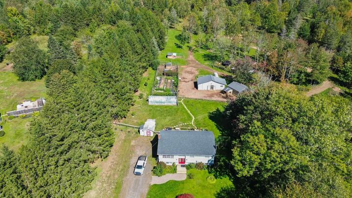 Property Photo:  1106 Tetzlaff Road  NS B4N 4K1 