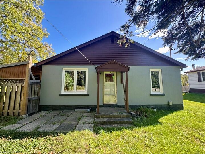 Property Photo: 6587 Ellis Road E ON N3C 2V4