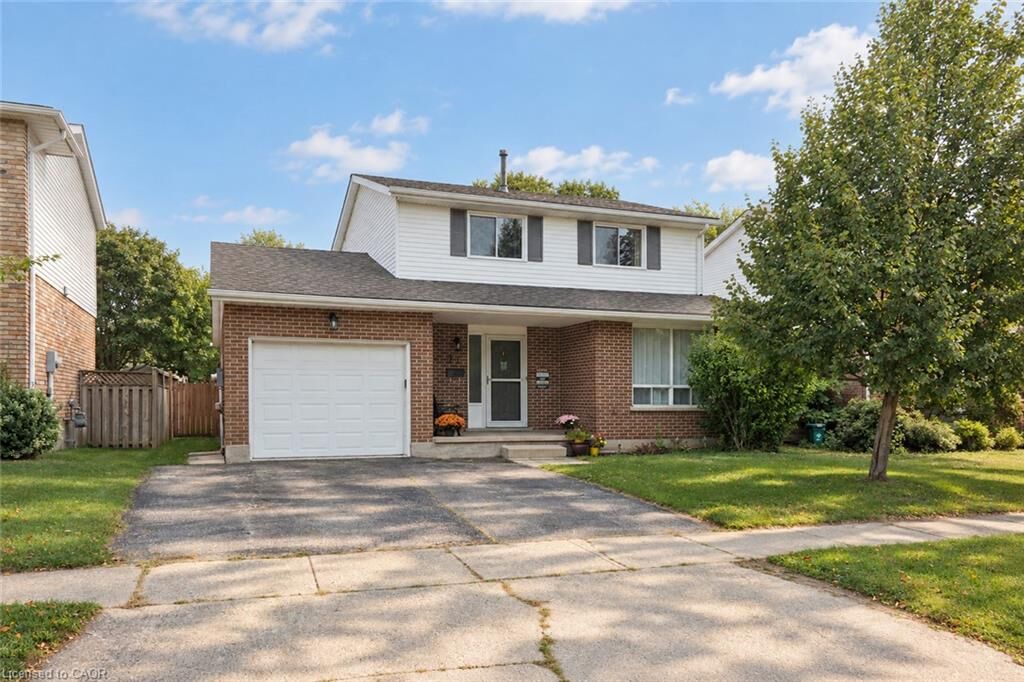 Property Photo:  54 Delavan Drive  ON N1S 4S3 