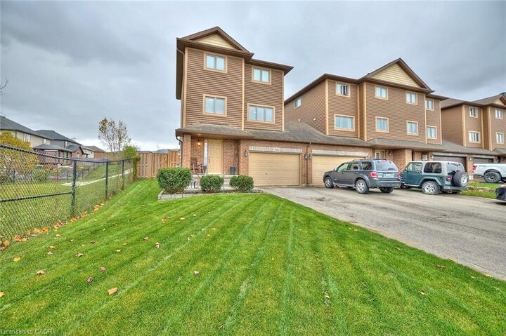 Property Photo:  5052 Cassandra Drive  ON L0R 1B7 