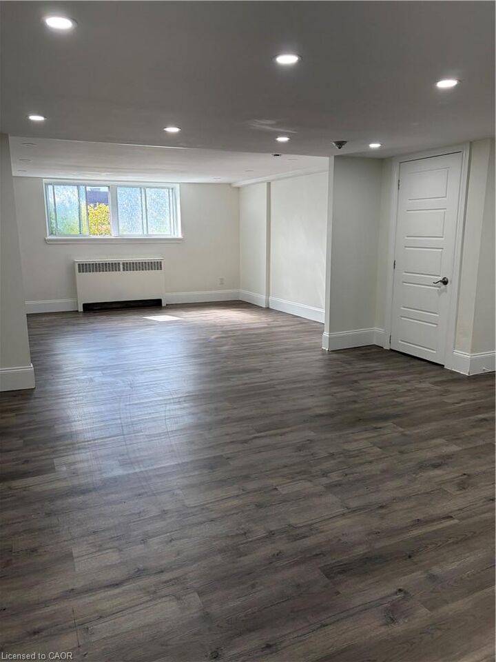 Property Photo:  2 Grant Boulevard 22  ON L9H 4L4 