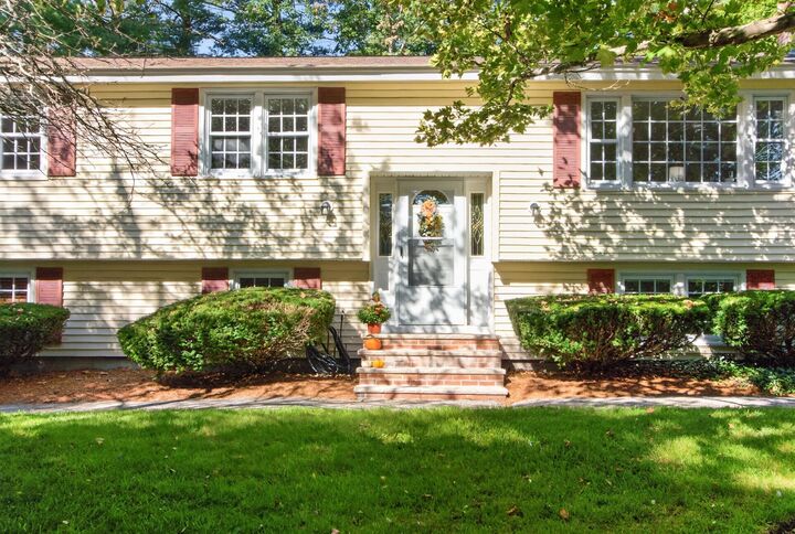 Property Photo:  41 Buckingham Drive  MA 01821 