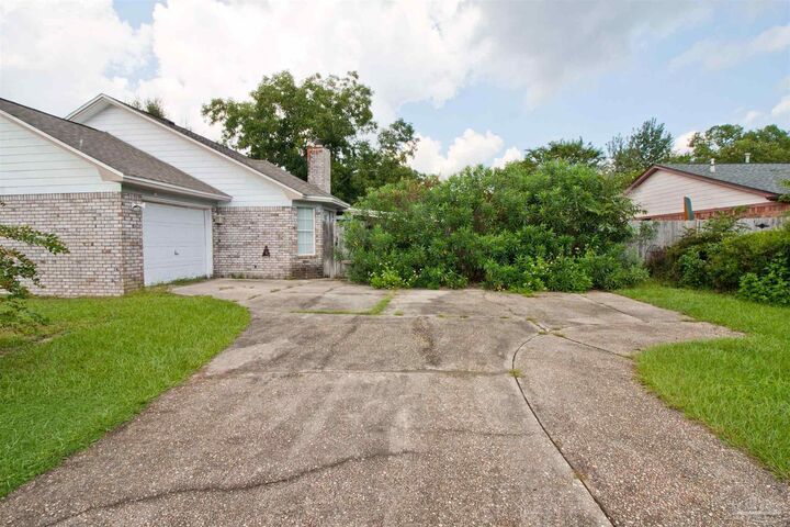 Property Photo:  1240 Bridge Creek Ter  FL 32506 