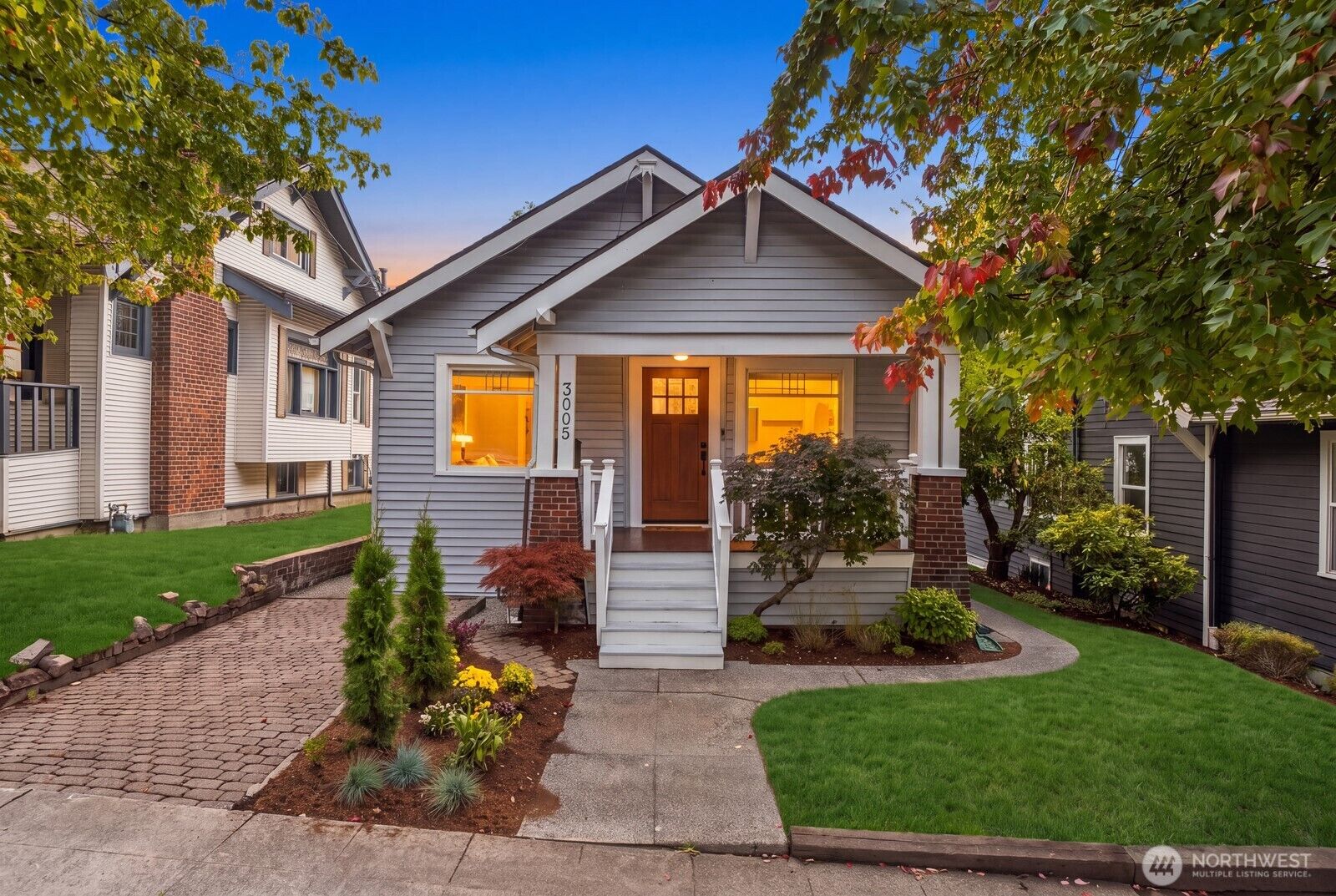 Property Photo:  3005 E Union Street  WA 98122 