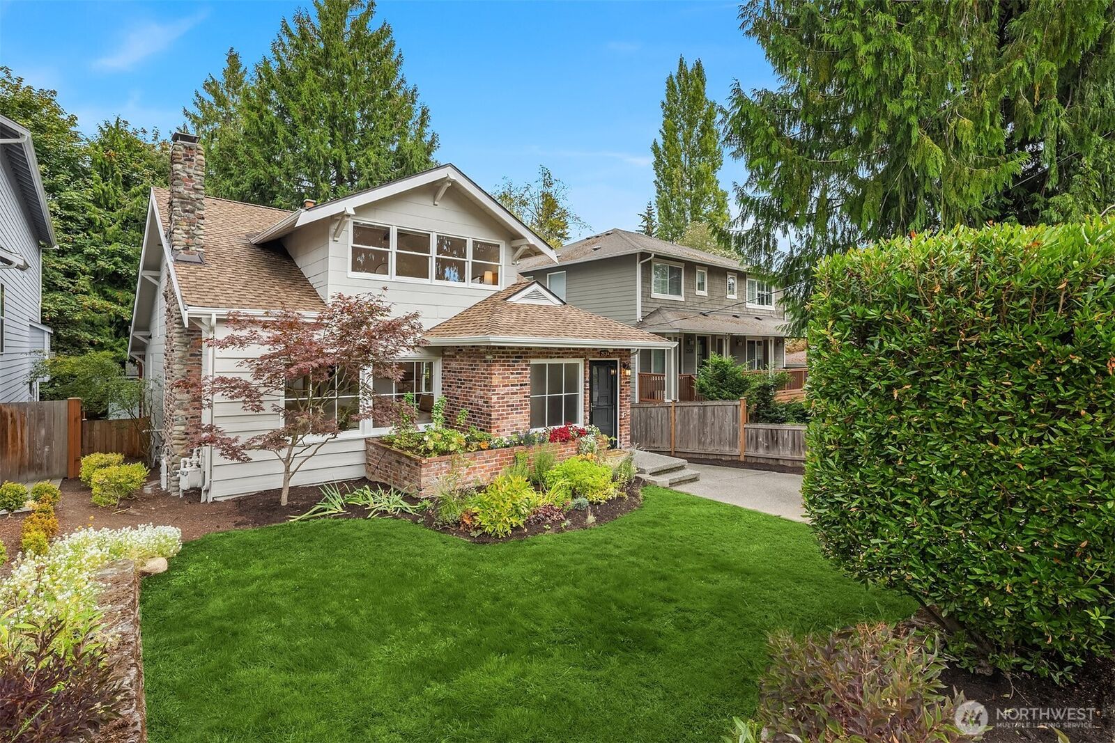 Property Photo:  2534 NE 94th Street  WA 98115 