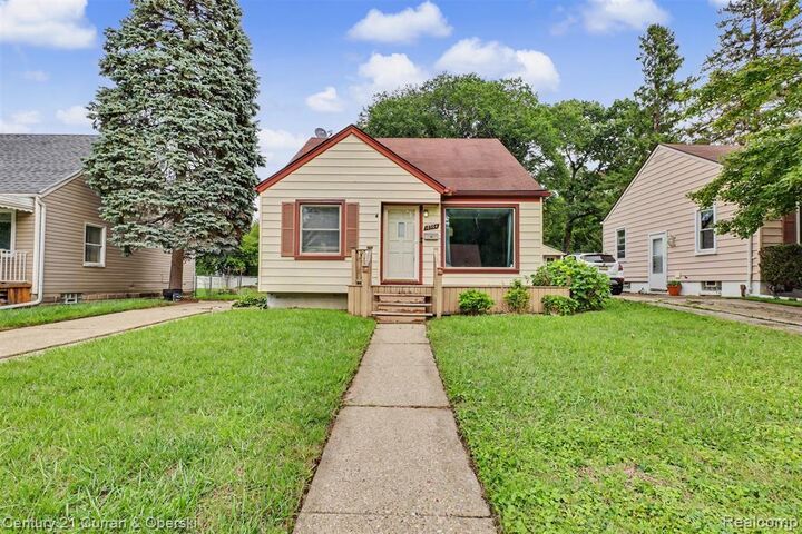 Property Photo:  18504 Five Points Street  MI 48240 
