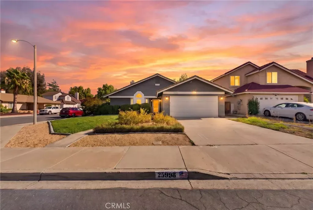 Property Photo: 25998 Summer Dawn Court CA 92563