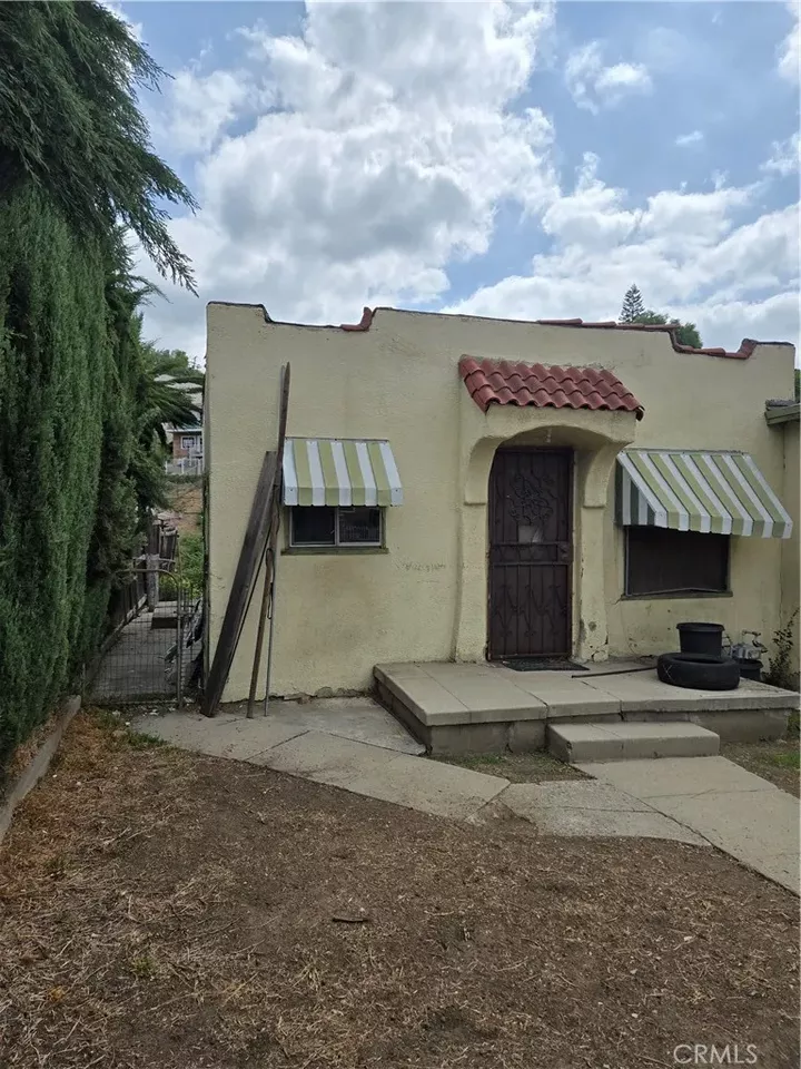 Property Photo: 4018 Guardia CA 90032