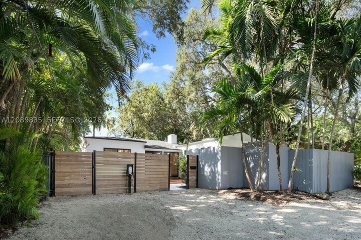 Property Photo: 3794 Irvington Ave 0 FL 33133