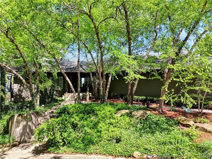 Property Photo: 3257 Lands End IN 47150