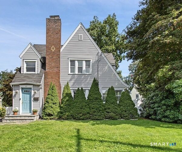 Property Photo: 37 George Avenue CT 06851