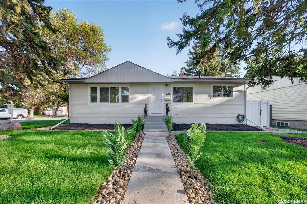 Property Photo:  3601 21st Avenue  SK S4S 0V3 