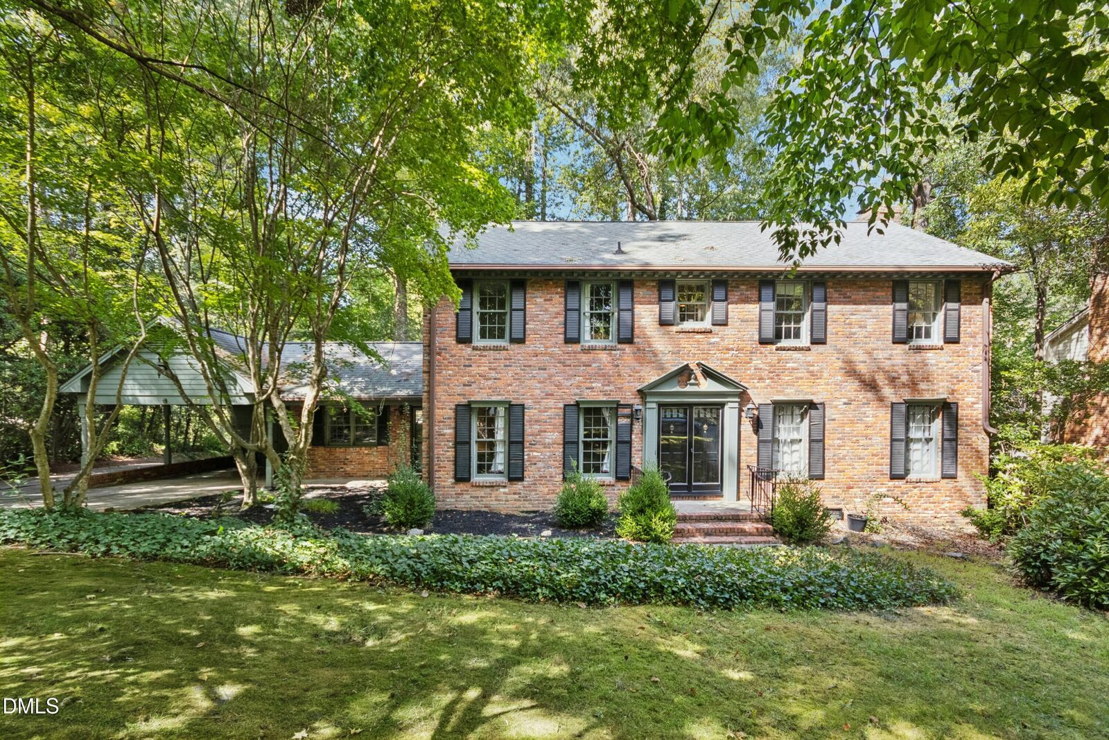 Property Photo: 4609 Fernham Place NC 27612