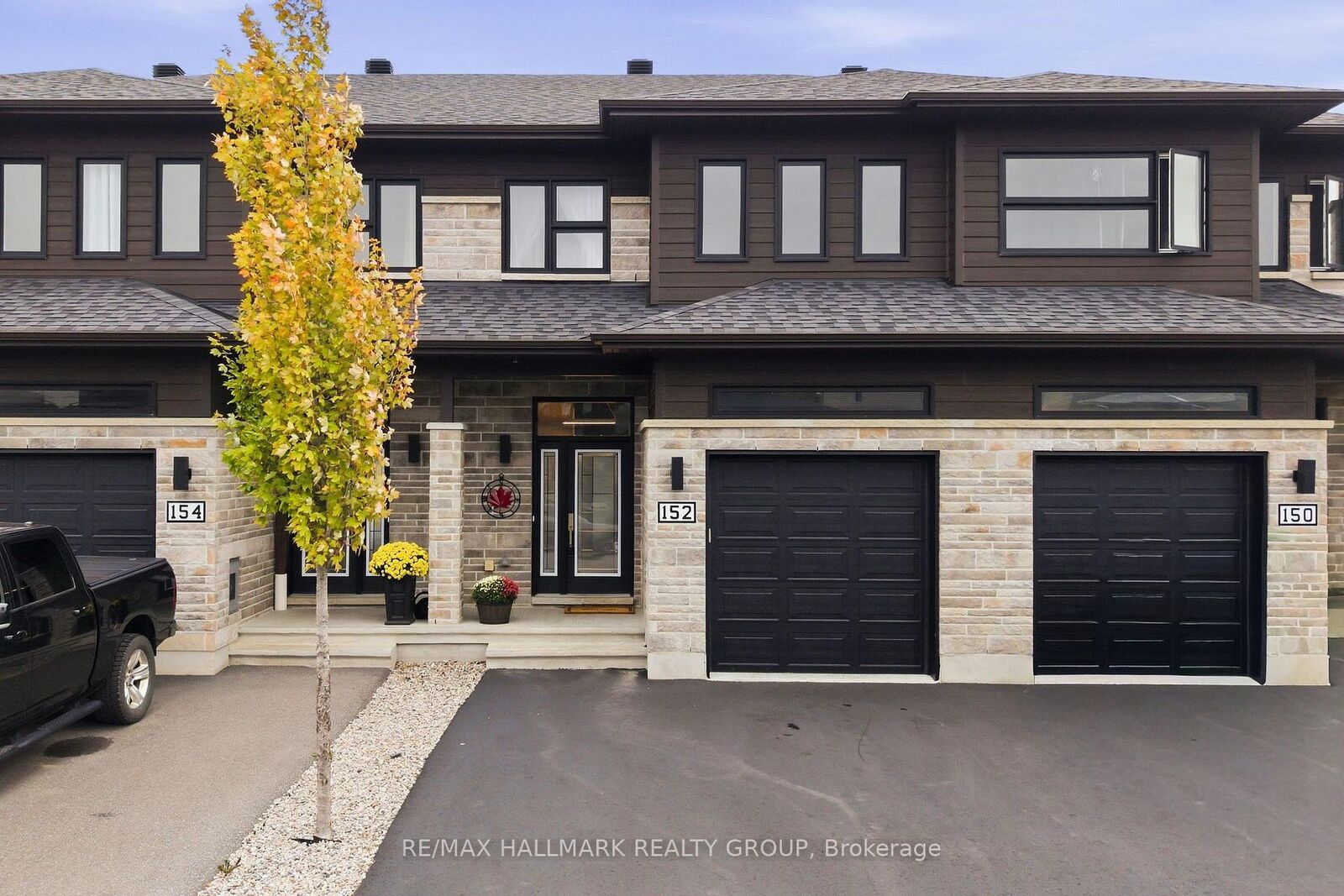 Property Photo:  152 Argile Street  ON K0A 1M0 