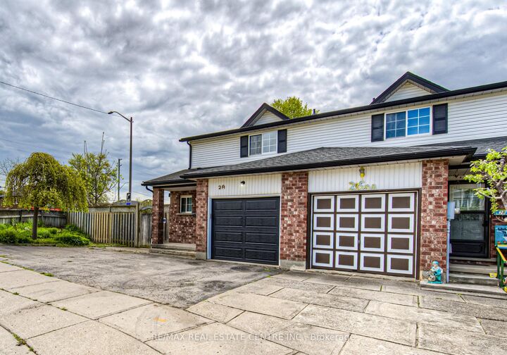 Property Photo:  2A Paisley Heights  ON N1R 1B5 