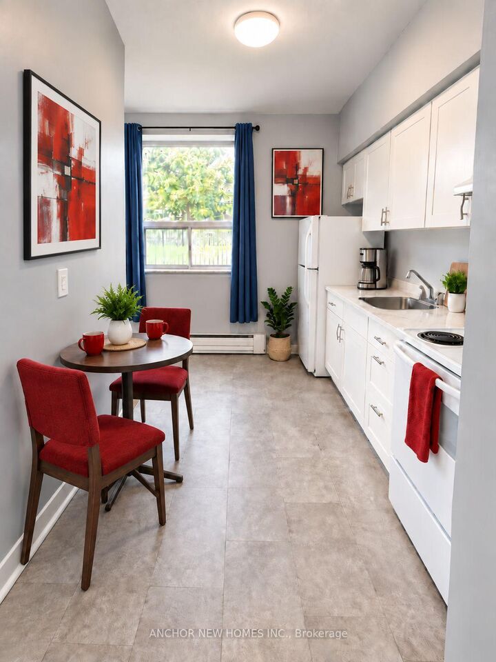 Property Photo:  3 Hartham Place #3 Lower Level  ON M3K 1P2 