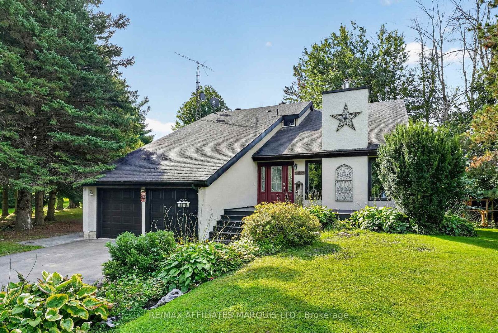 Property Photo:  19574 Heron Road  ON K0C 2J0 
