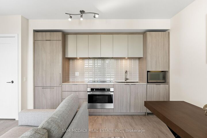 Property Photo:  70 Annie Craig Drive 414  ON M8V 0G2 
