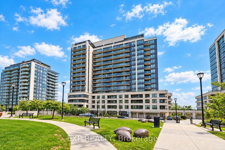 Property Photo: 1 De Boers Drive 612 ON M3J 0G6